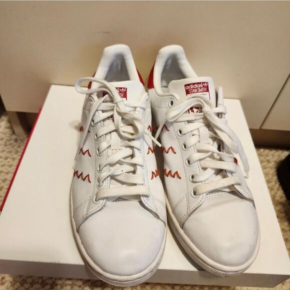 Adidas Stan Smith "Red Squiggly" White/Red Leather Sneakers Womans Sz.9 Ret.$150 - Picture 8 of 12